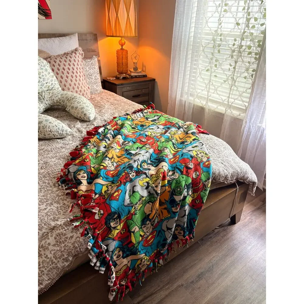 DC Comics Superhero Fleece Tie Blanket Throw Reversible Red 58x58 Handmade
